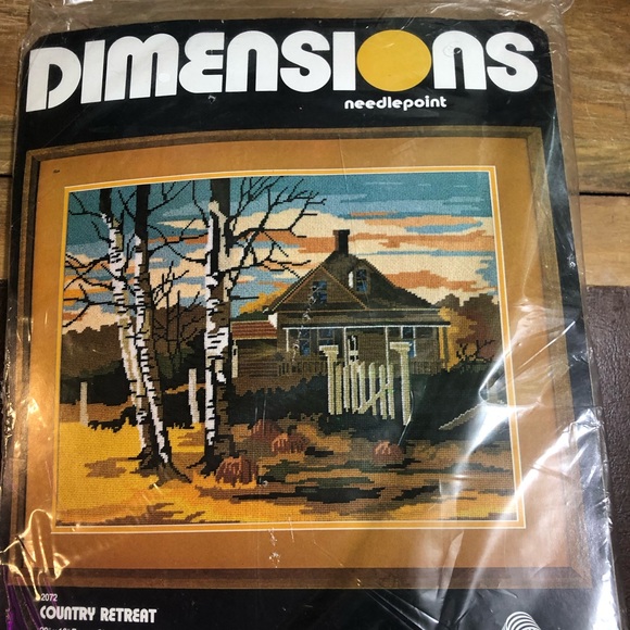 Dimensions Wall Decor Vintage Needlepoint Kit Unopened 978